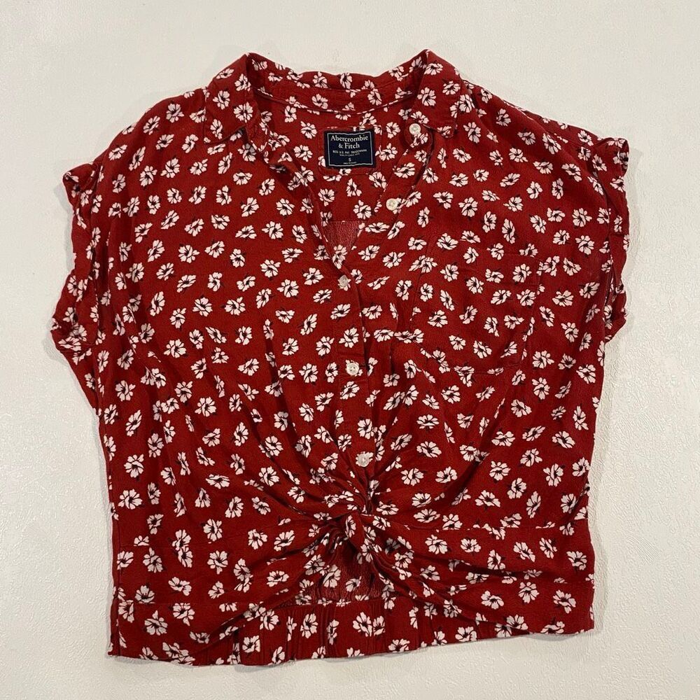 Abercrombie & Fitch Red Floral Twist Front Crop Top Women Small Button Shirt